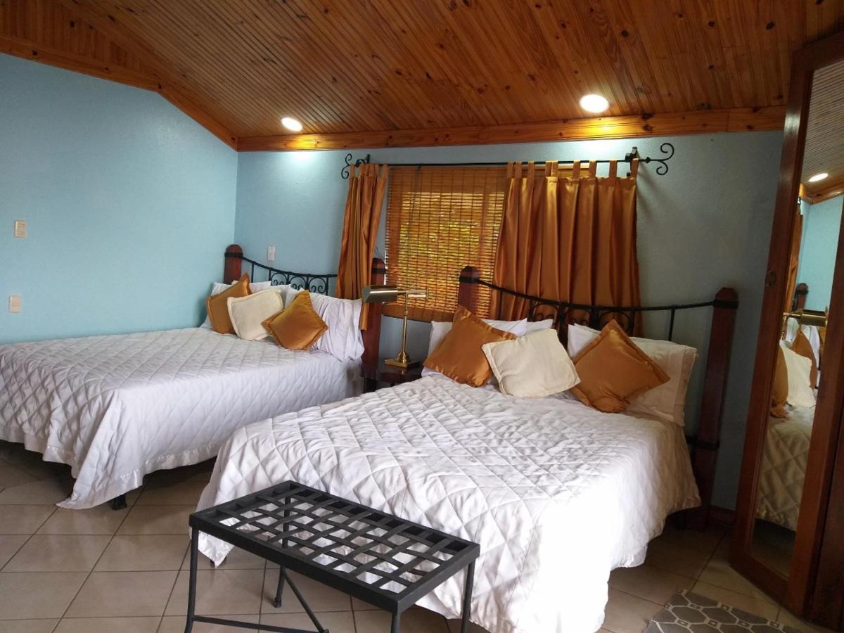 Guayabo Lodge Santa Cruz  Luaran gambar